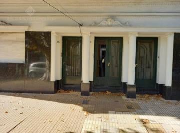 Departamento · 80m² · 3 Ambientes · Excelente PH Sin Expensas a m de La Avda y en Zona Residencial!
