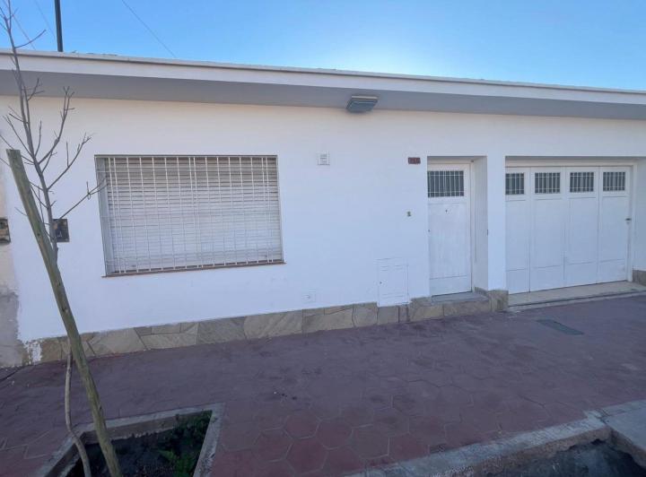 Casa · 129m² · 4 Ambientes · 1 Cochera