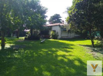 Casa · 180m² · 5 Ambientes · Casa en Venta - 4 Dorm. 2 Baños - 1.680 m² - Florencio Varela