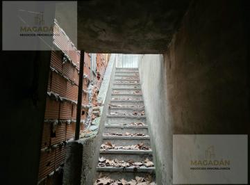 PH · 132m² · 3 Ambientes · 1 Cochera · Venta de PH a Refaccionar en Ramos Mejia
