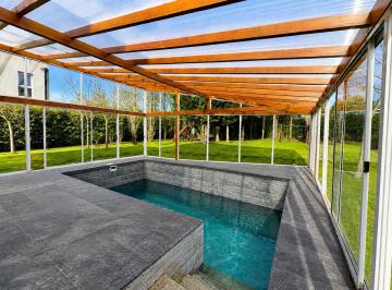 Casa · 170m² · 4 Ambientes · Casa 4 Amb con Gran Jardin en El Barrio Privado Arenas del Sur