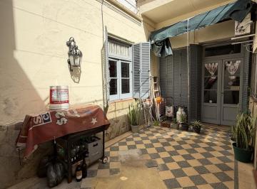 Casa · 81m² · 4 Ambientes · Casa de 1 Dormitorio Comodin con Patio Terraza y Parrillero