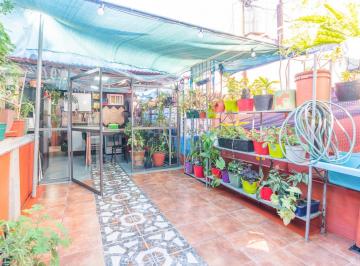 PH · 105m² · 4 Ambientes · PH de 4 Ambientes Reciclado a Nuevo con Terraza y Parrilla. Sin Expensas
