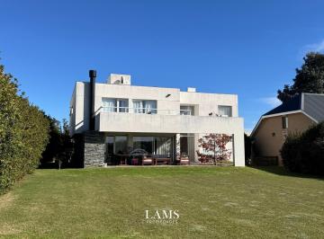 Casa · 285m² · 5 Ambientes · Alquiler 12/24 Meses - Casa 5 Ambientes en Barrio Privado Arenas del Sur