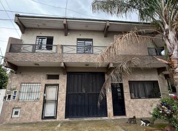 Departamento · 45m² · 3 Ambientes · Departamento 3 Ambientes en Alquiler – Lomas del Mirador – Contrafrente