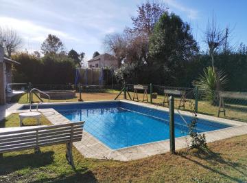 Casa · 195m² · 5 Ambientes · Consultar Temporada. Casa en Alquiler en Country Banco Provincia