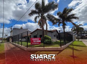 Casa · 222m² · 4 Ambientes · 3 Cocheras · Impecable Chalet Moderno en Ciudad Evita - Circ. 4ta