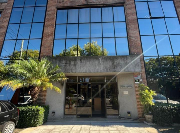 Oficina comercial · 200m²
