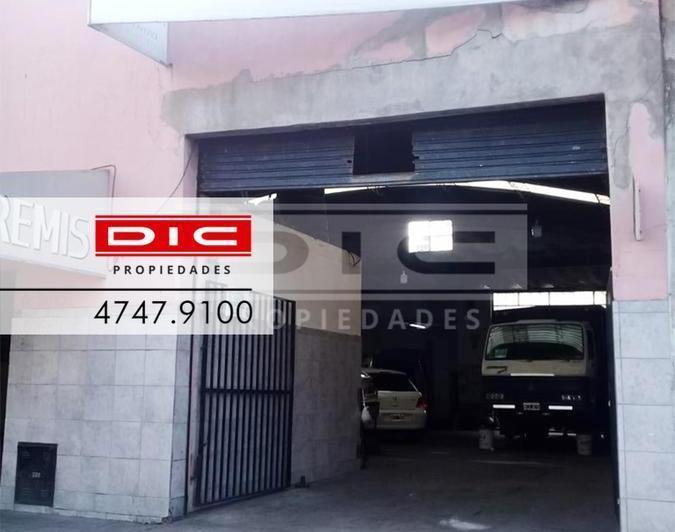 Local comercial · 210m²