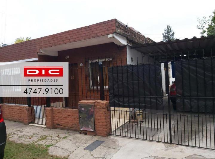 Casa · 90m² · 4 Ambientes · 1 Cochera
