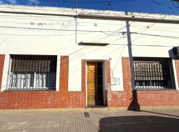Casa · 60m² · 3 Ambientes · Casa en Venta en Lujan Centro 25 de Mayo 189