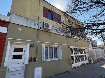 Casa · 378m² · 8 Ambientes · Oportunidad | 2 Viviendas en 1 | 4 Dorm. | Barrio Juniors