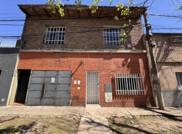 Casa · 110m² · 5 Ambientes · 1 Cochera · Venta Casa en Bella Vista Rosario 3 Dorm.