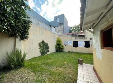 Casa · 120m² · 4 Ambientes · 1 Cochera · Venta de Casa 4 Ambientes en Lomas de Zamora