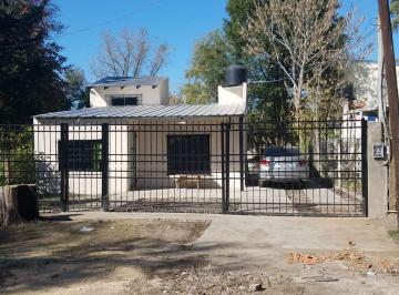 Casa · 80m² · 3 Ambientes · 1 Cochera · Casa 3 Amb en Venta en Terreno de 10x30 Jose C Paz
