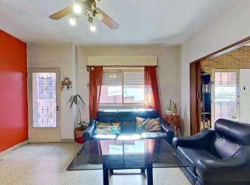 PH · 84m² · 3 Ambientes · PH en Venta 3 Ambientes + Dependencia en Pompeya