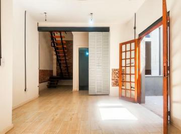 Casa · 85m² · 3 Ambientes · Casa de Pasillo 2 Dormi con Terraza Exc. Echesortu