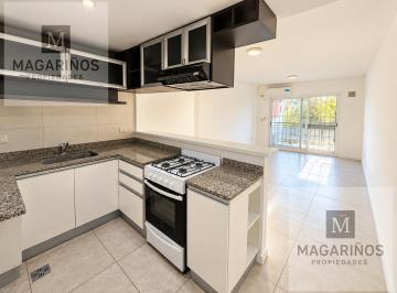 Departamento · 42m² · 2 Ambientes · Alquiler Departamento 2 Ambientes en Banfield
