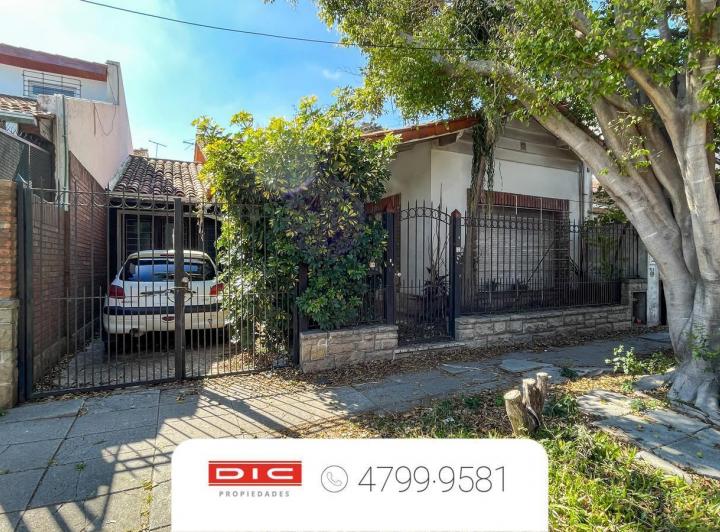 Casa · 150m² · 4 Ambientes · 1 Cochera