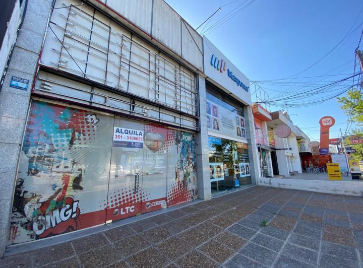 Local comercial · 165m² · 4 Ambientes