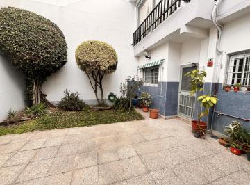 Casa · 130m² · 5 Ambientes · 1 Cochera · Casa en Venta con Terraza y Jardin 3 Habitaciones, Apta Credito, Tres de Febrero, Caseros