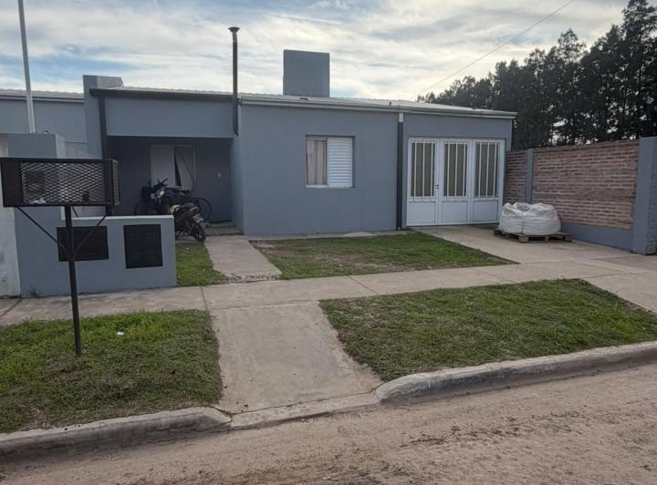 Casa · 81m² · 5 Ambientes · 1 Cochera