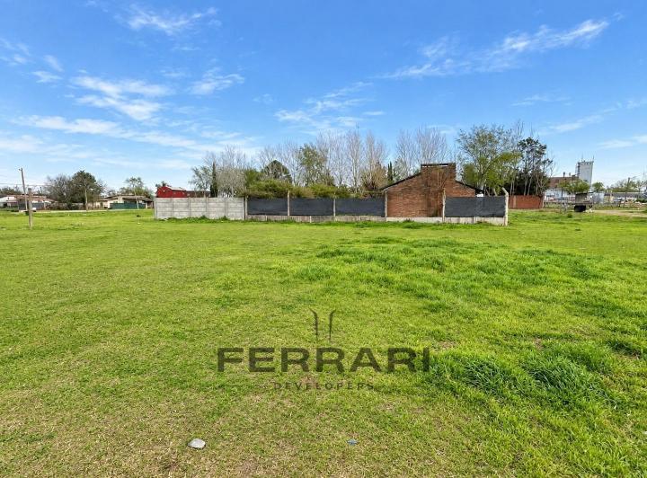Terreno · 427m²