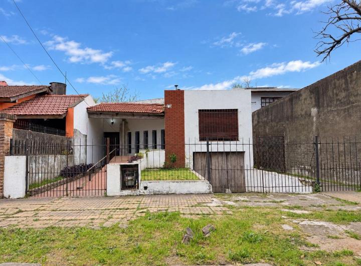 Casa · 120m² · 3 Ambientes · 1 Cochera