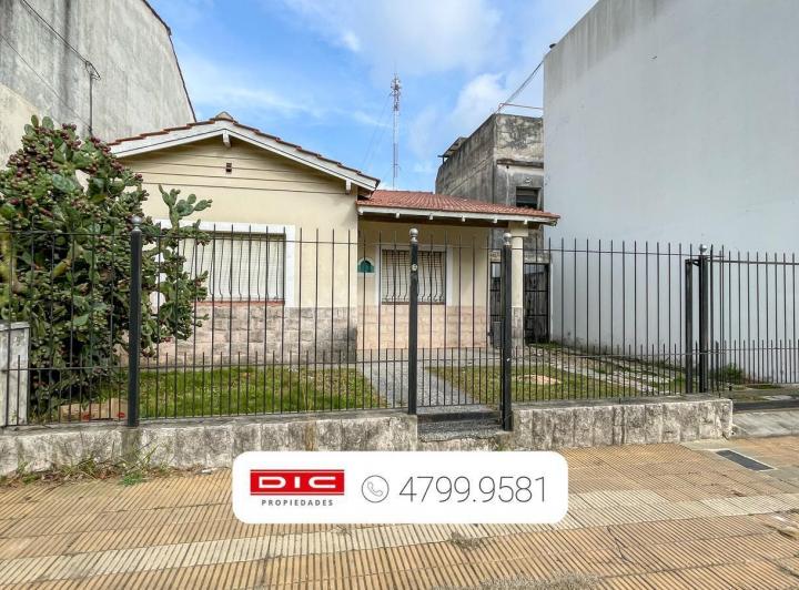 Casa · 150m² · 4 Ambientes · 2 Cocheras