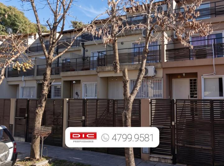 Casa · 131m² · 5 Ambientes · 1 Cochera
