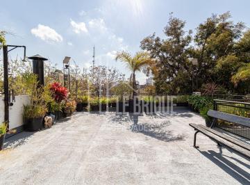 Casa · 154m² · 4 Ambientes · 1 Cochera · Casa en Lote Propio con Garaje + Patio, Quincho y Terraza