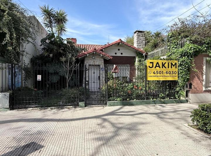 Casa · 126m² · 4 Ambientes · 1 Cochera