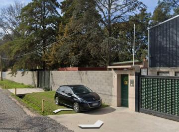 Bodega-Galpón · 180m² · Galpon Alquiler en Dos Plantas
