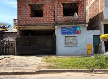 Casa de 5 ambientes, Lomas de Zamora · Se Vende – 2 Casas con Local y Gran Potencial