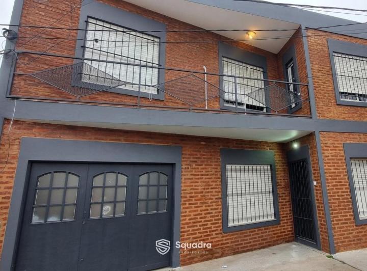 Casa · 158m² · 3 Ambientes · 1 Cochera