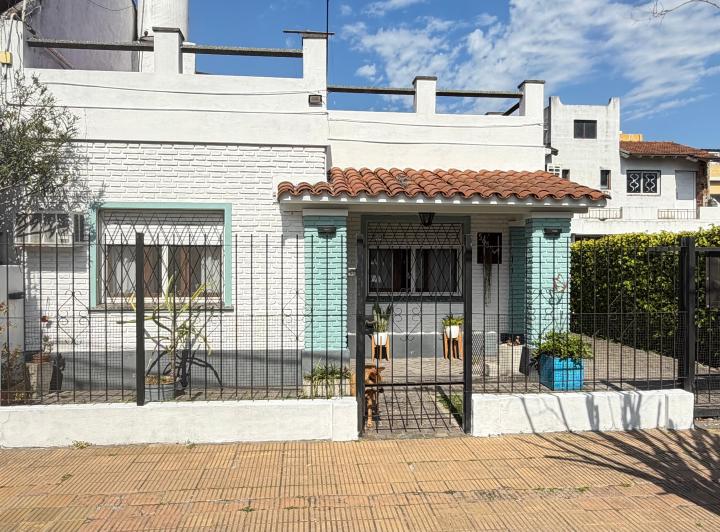 Casa · 115m² · 3 Ambientes · 2 Cocheras