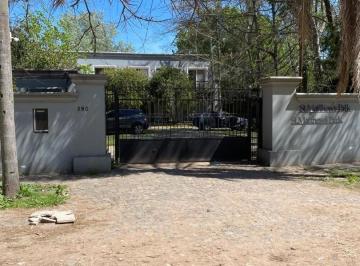 Departamento · 60m² · 2 Ambientes · 1 Cochera · Condominio Saint Matthews Park
