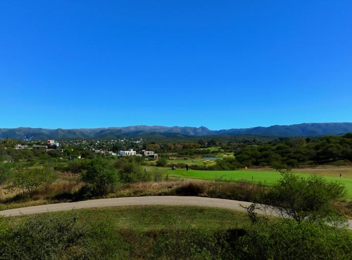Terreno · 1629m²