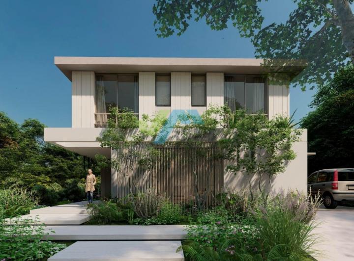 Casa · 324m² · 5 Ambientes · 2 Cocheras