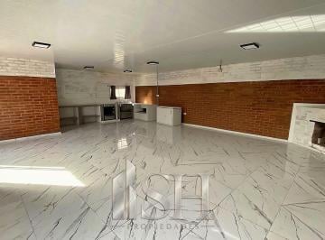 Casa · 120m² · 4 Ambientes · 2 Cocheras · Venta Casa 2 Dorm. Sobre Lote de 4000 m² - Fernandez Oro - Rio Negro