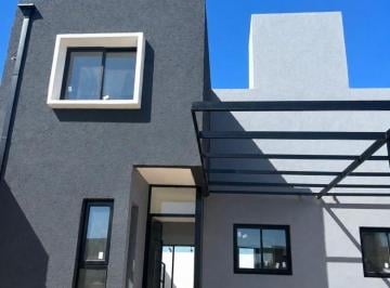 PH de 4 ambientes, Córdoba · Venta Duplex Rincones de Manantiales - 2 Dorm. - a Estrenar