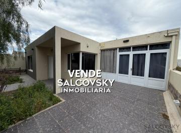 Casa · 160m² · 3 Ambientes · 2 Cocheras · Casa en Venta de 2 Dorm. en Solana de La Patagonia Puerto Madryn