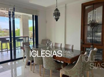 Casa · 336m² · 7 Ambientes · 3 Cocheras · Casa en Alquiler Al Lago en Los Lagos, Nordelta