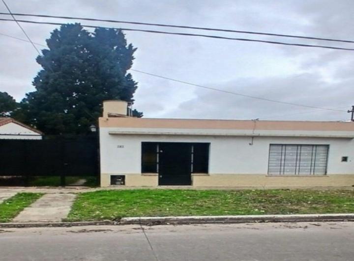 Casa · 65m² · 3 Ambientes · 1 Cochera