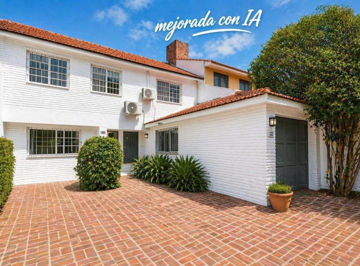 Casa · 176m² · 6 Ambientes · 1 Cochera