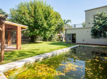 rs:z385nhz15eauu2xb5m3iyrmo · Lote 600 m² - Venta Casa 4 Amb C/ Parque y Piscina