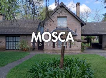 Terreno · 220m² · 7 Ambientes · 2 Cocheras · Vendo Permuto Sobre Autopista Acceso Oeste