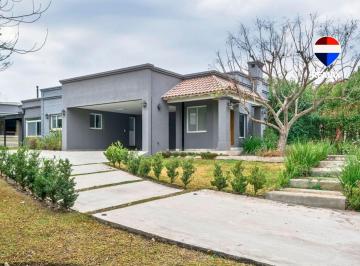 Casa · 296m² · 7 Ambientes · Casa Venta El Tipal Club de Campo Apta Credito