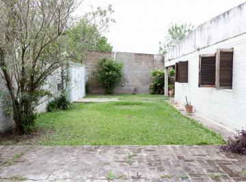 Casa · 135m² · 4 Ambientes · 2 Cocheras · Se Vende Casa en Reconquista