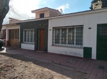 Casa · 124m² · 3 Ambientes · 1 Cochera · Venta Casa Godoy Cruz, Mendoza